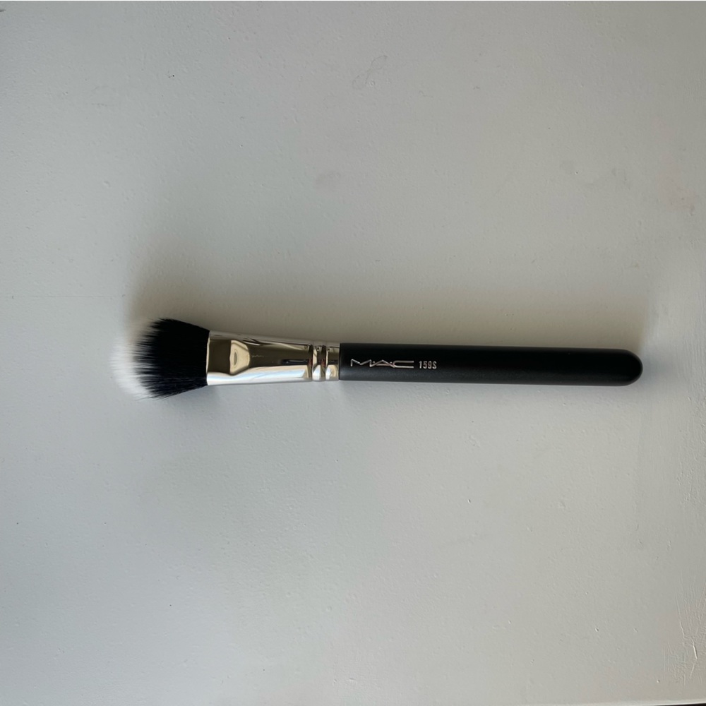 MAC 159S SYNTHETIC DUO FIBRE BLUSH BRUSH